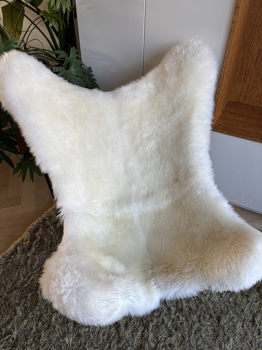 Schmetterlingsstuhl Jorge Ferrari Hardoy