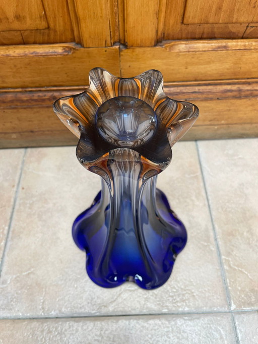 Blumenvase aus Glas 1950