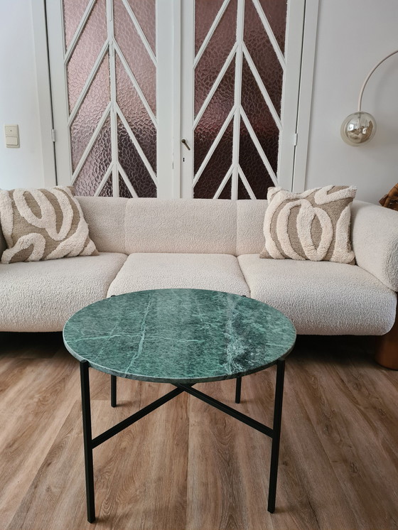 Image 1 of Tisch Marmor