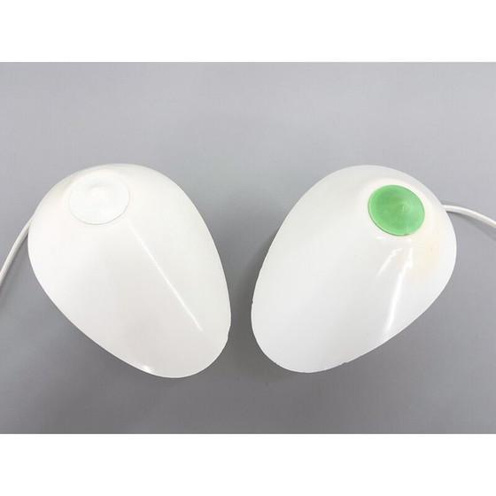 Image 1 of Paar alte weiße Bakelit-Tischlampen, Tschechoslowakei 1960