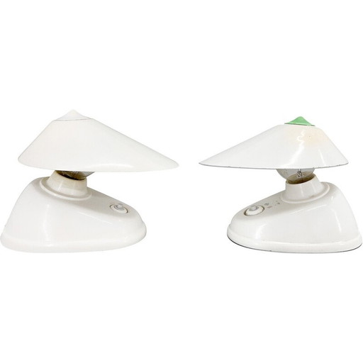 Paar alte weiße Bakelit-Tischlampen, Tschechoslowakei 1960