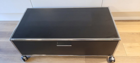 Image 1 of Dauphin Home TV-Wagen