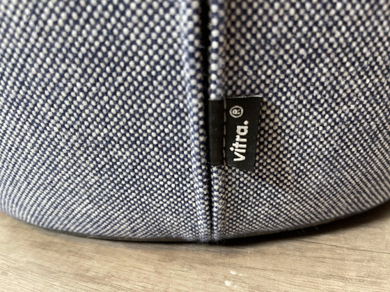 Image 1 of Vitra Sessel Monopod blau