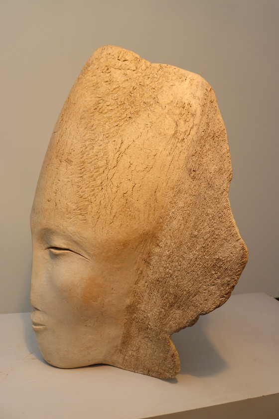 Image 1 of Serena-Skulptur