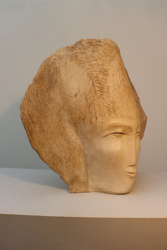 Image 1 of Serena-Skulptur