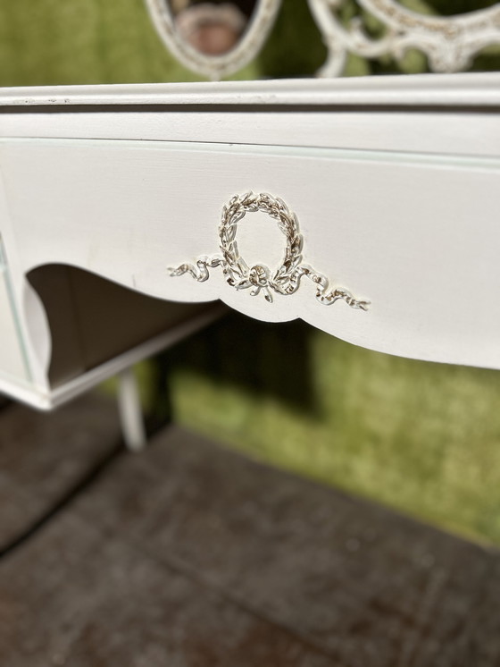 Image 1 of Barock Schminktisch