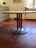 Leolux Trias Esstisch