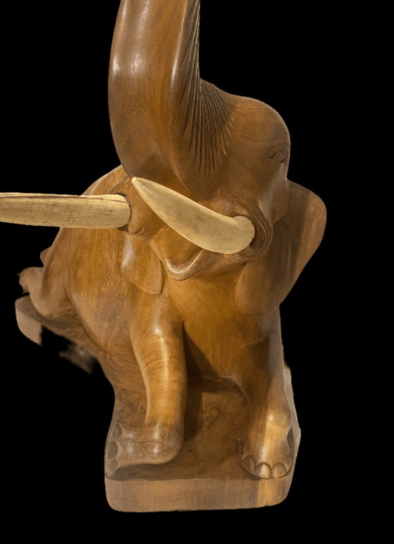 Image 1 of Jumbo-Skulptur