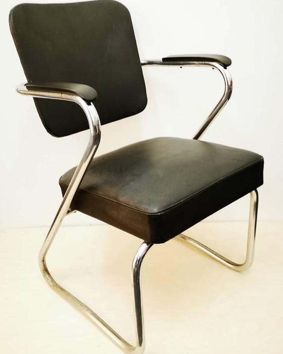 Image 1 of Büroklammerstuhl von Paul Schuitema