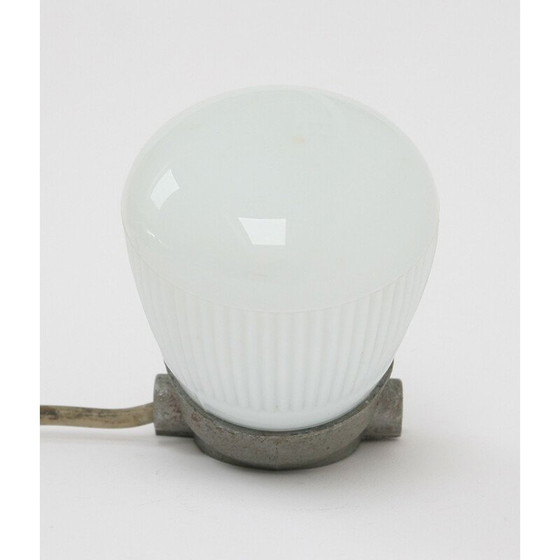 Image 1 of Deutsche Opalin-Leuchte im Vintage-Stil