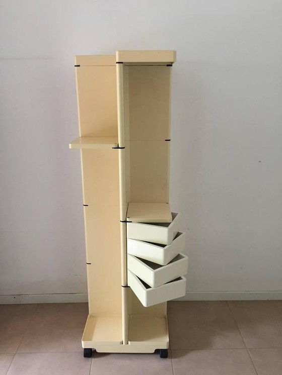 Image 1 of iGuzzini Kapstok von Fabio Lenci