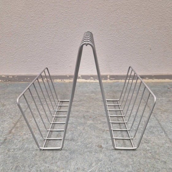 Image 1 of 90'S Metall Vortragsregal Vortragskorb