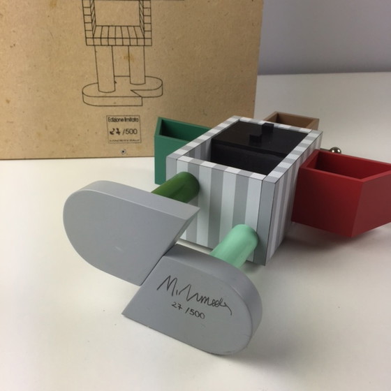 Image 1 of Memphis Milano Ginza Roboter