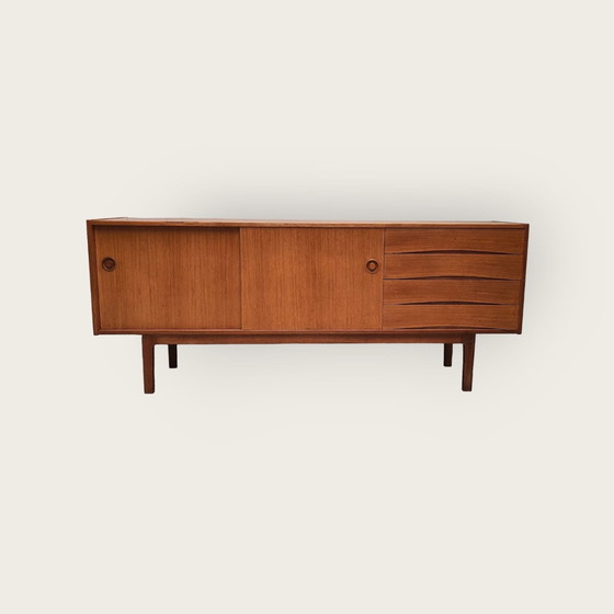 Image 1 of Mid Century Anrichte