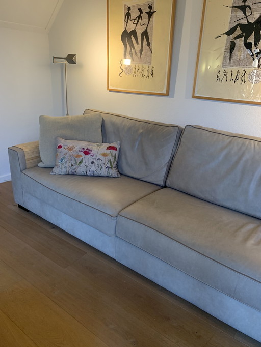 Robustes 4-Sitzer-Sofa aus Anilinleder in Greige.