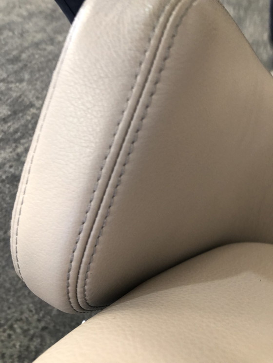 Image 1 of Vitra Repos Sessel