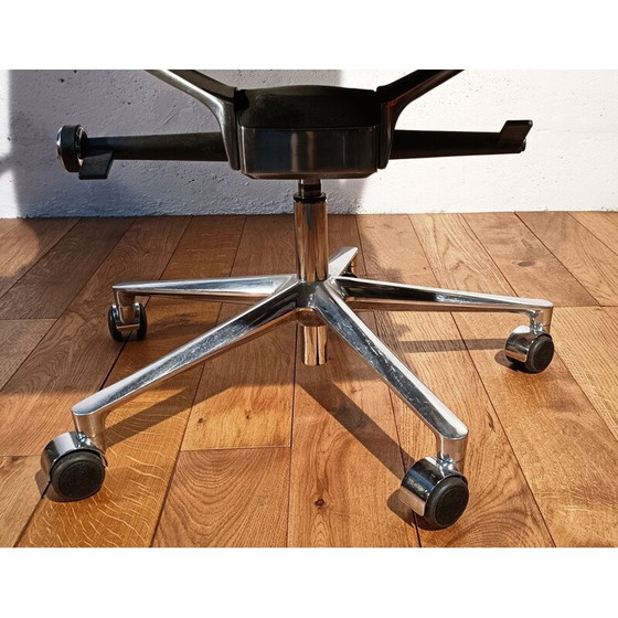 Image 1 of Vintage aluminium und schwarzer chrom stoff sessel von Icf