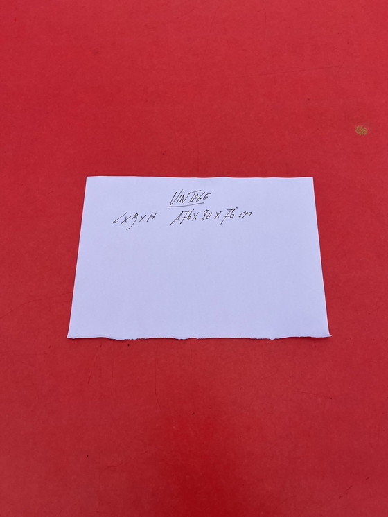 Image 1 of Roter Formica-Tisch