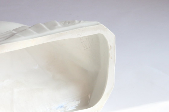 Image 1 of Arthur Storch, Sterbendes Reh für die Schwarzburger Werkstätten 1922