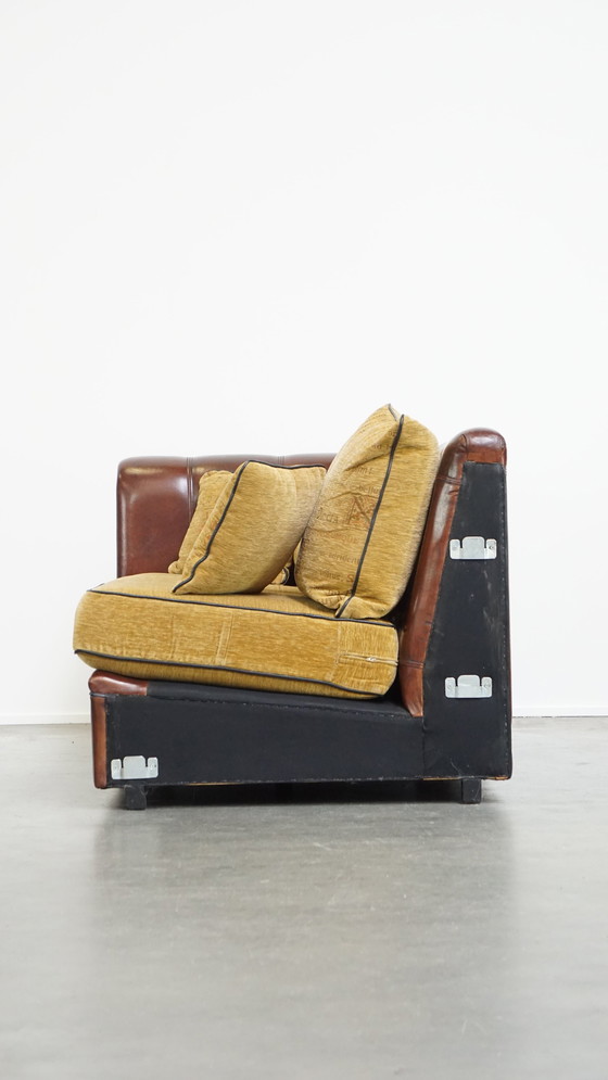 Image 1 of 2-Sitzer-Sofa aus Schafsleder mit Stoffpolstern