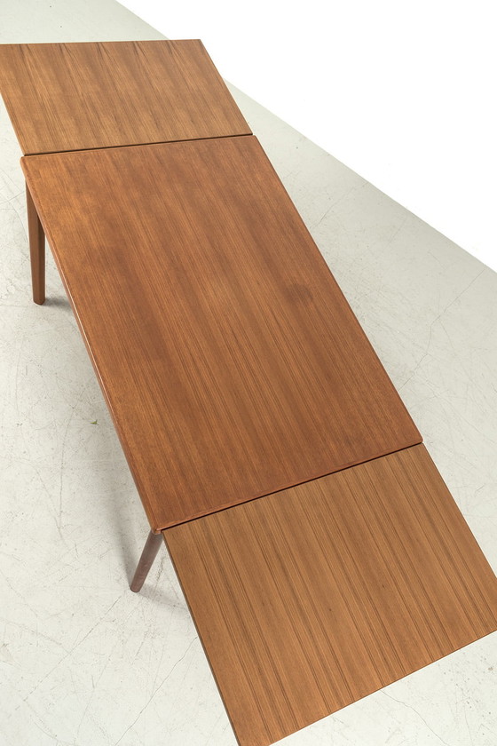 Image 1 of Dänischer ausziehbarer Tisch