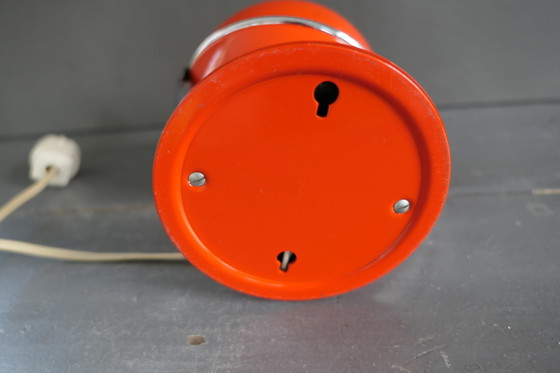 Image 1 of Retro orangefarbene Kugellampe