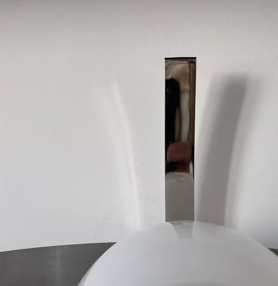 Image 1 of Vintage Wandleuchte, Gebürstetes Metall Chrom Und Opaline