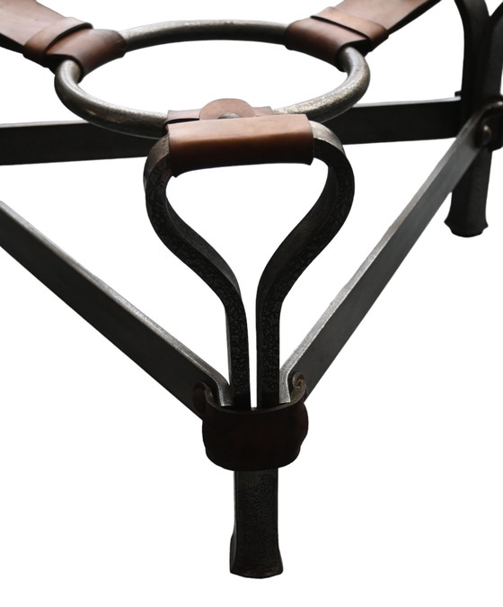 Image 1 of Jean Pierre Ryckaert, ein brutalistischer Couchtisch aus Eisen und Leder aus den 1950er Jahren