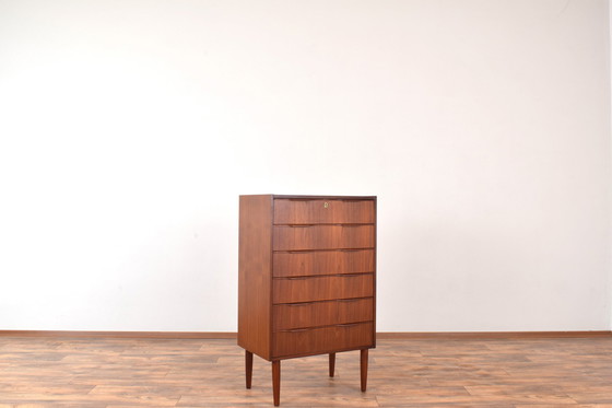 Image 1 of Mid-Century Dänische Teak Kommode, 1960S.