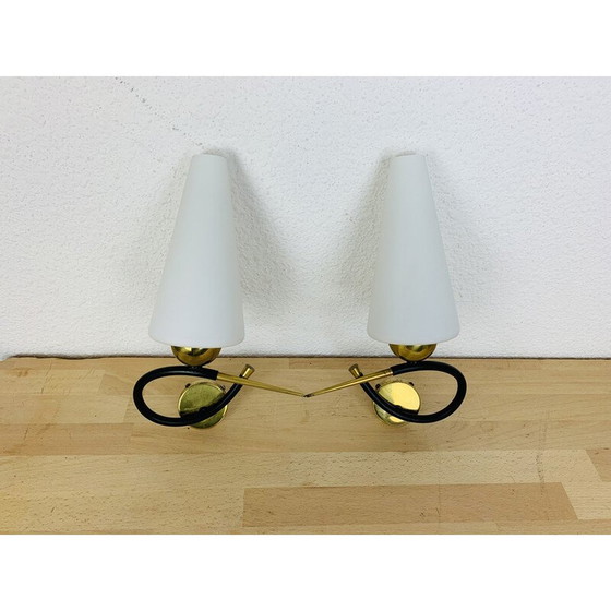 Image 1 of Paar alte Arlus-Wandlampen aus schwarzem Opalin und goldenem Messing, 1950