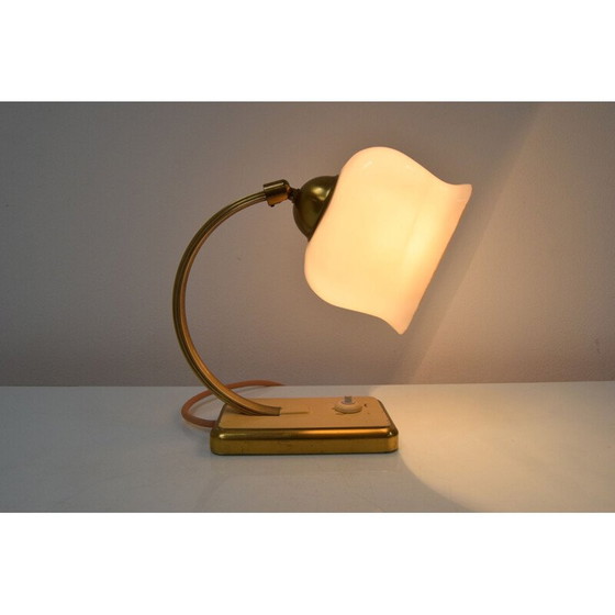 Image 1 of Art Deco Tischlampe aus Glas und Messing, Tschechoslowakei 1930