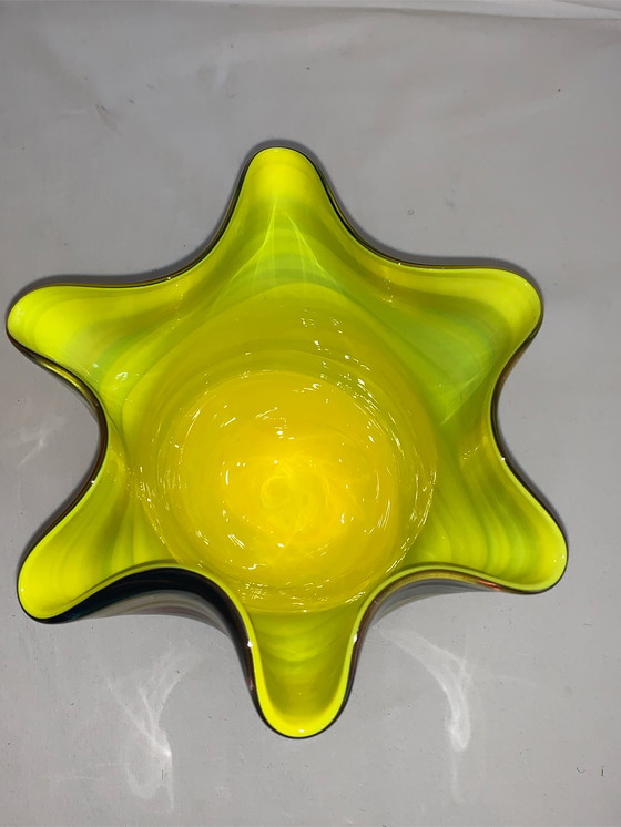 Image 1 of Mehrfarbige Murano-Taschentuchvase