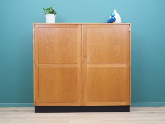 Image 1 of Eichenschrank, Dänisches Design, 1960er Jahre, Produktion: Dänemark