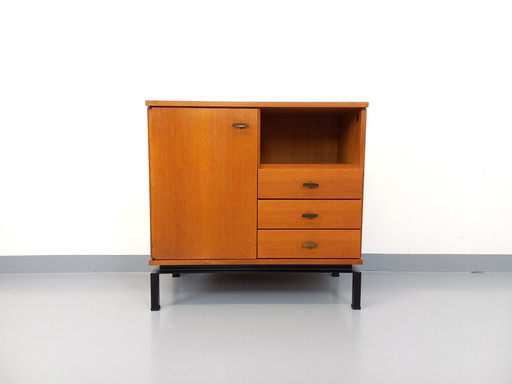 Aufbewahrungsmöbel Von Marcel Gascoin Für Alveole Aus Eichenholz Und Schwarzem Metall Aus Den 50er Jahren