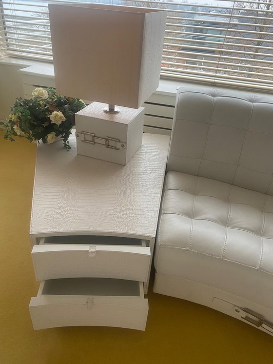 Image 1 of Weißes Ledersofa der italienischen Marke Formitalia