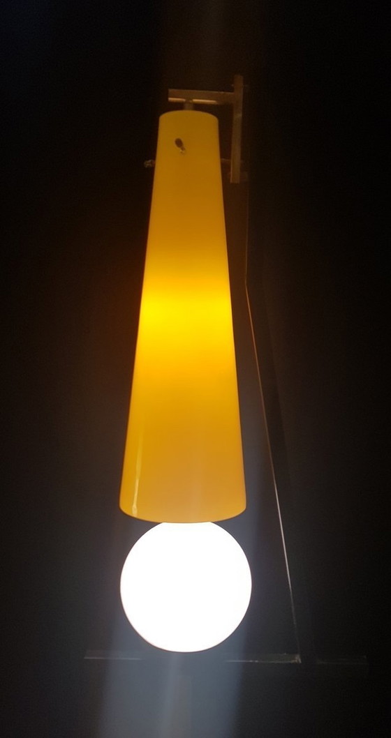 Image 1 of Italienische Stehlampe mit Lampenschirmen aus Muranoglas