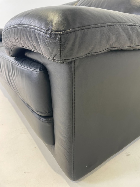 Image 1 of Natuzzi-Bank