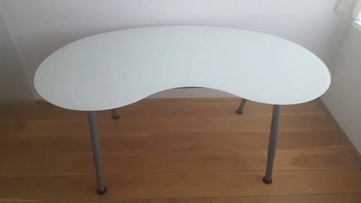 Ikea Galant Milchglas-Schreibtisch