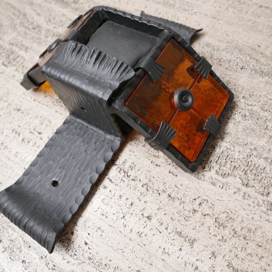 Image 1 of Satz von 3 brutalistischen Wandlampen aus Eisen und orangefarbenem Glas aus der Mitte des Jahrhunderts, Belgien 1970er