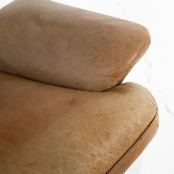 Image 1 of Airborne Orchideen-Sessel Michel Cadestin