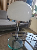 Tischlampe im Bauhaus-Stil