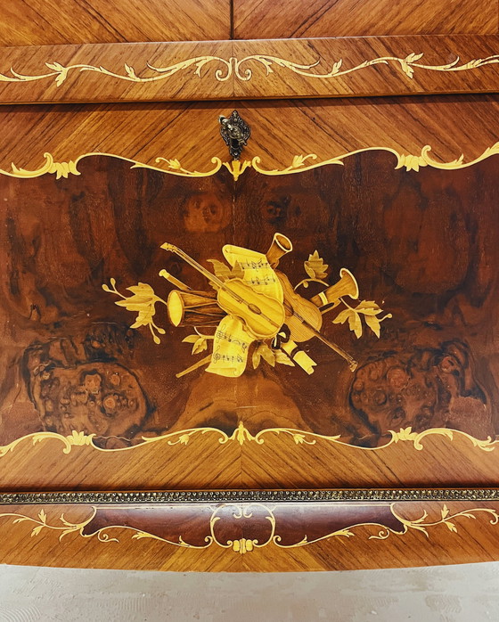 Image 1 of Klassischer Tv-Schrank