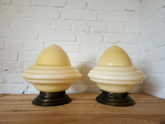 Image 1 of Satz von 2 Art Deco Pastellgelb Glas Deckenlampen