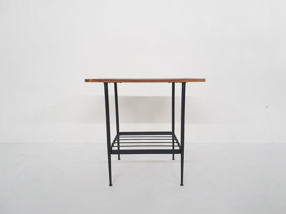 Image 1 of Kleiner Beistelltisch aus Teak und Metall, Niederlande 1950