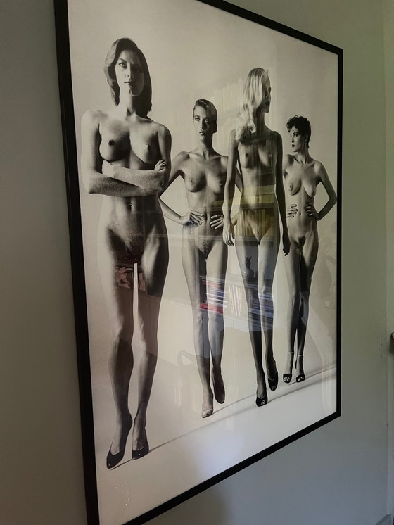 Image 1 of Helmut Newton Bild im Rahmen