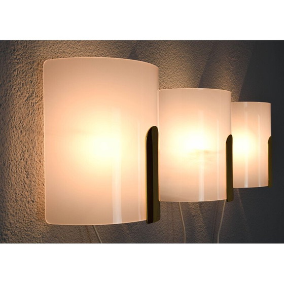 Image 1 of Mid Century Wandleuchter aus Lucit und Messing von Metalarte, Spanien 1980