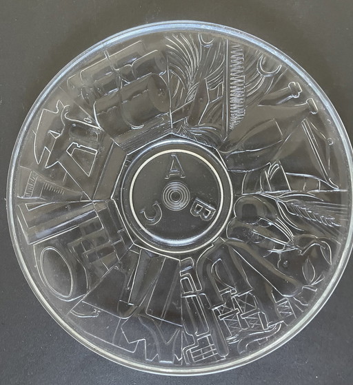 ABC-Schilder aus verarbeitetem Glas