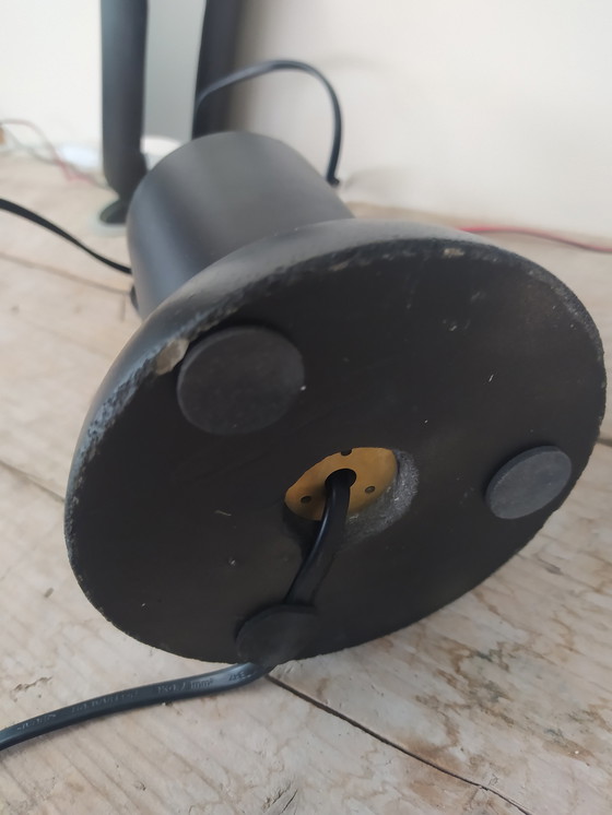 Image 1 of Moderne Tischlampe