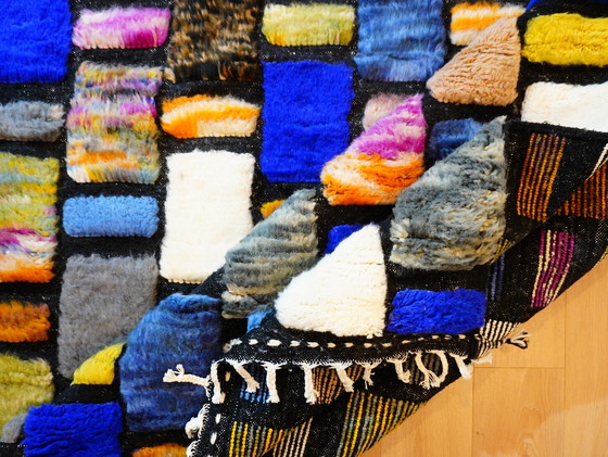 Image 1 of Marokkanischer Berberteppich – 316 cm x 202 cm – farbige Wolle