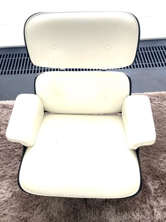 Image 1 of Vitra Eames Lounge Stuhl